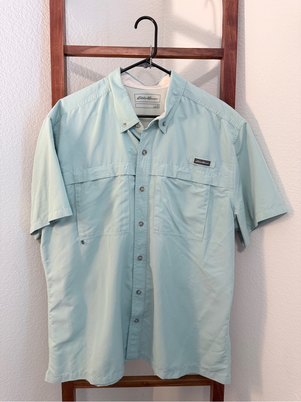 Eddie Bauer Men’s Short-Sleeve Button-Down Fishing Shirt - Light Aqua XL